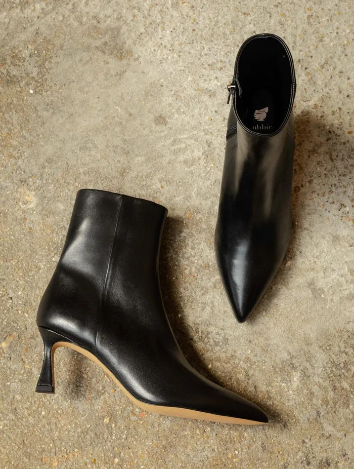 Audrey Passion Black Women Bobbies Ankle Boots
