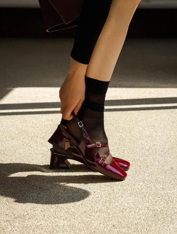 Becca Nebbiolo Women Bobbies Heeled Sandals