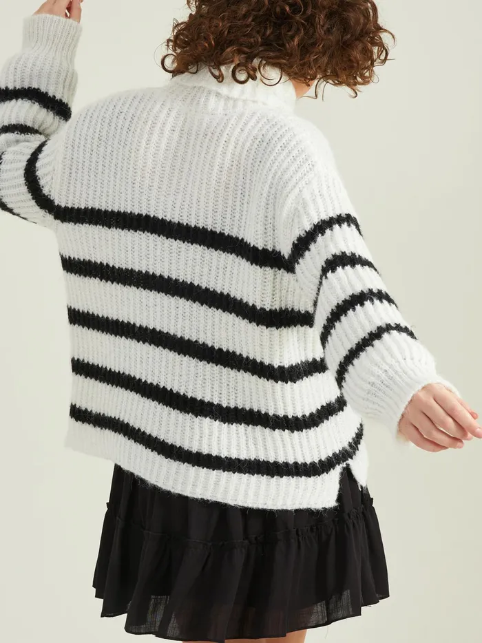 Briar Boxy Turtleneck Sweater Whiteblack Women Altar039d State Sweaters