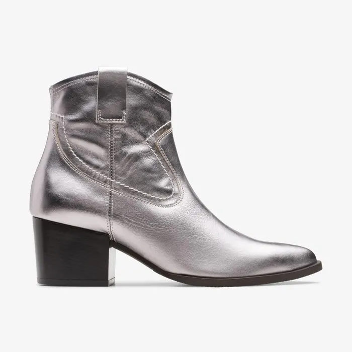 Clarks Boots and Booties Elder Rae Silver Leather 8211 Women