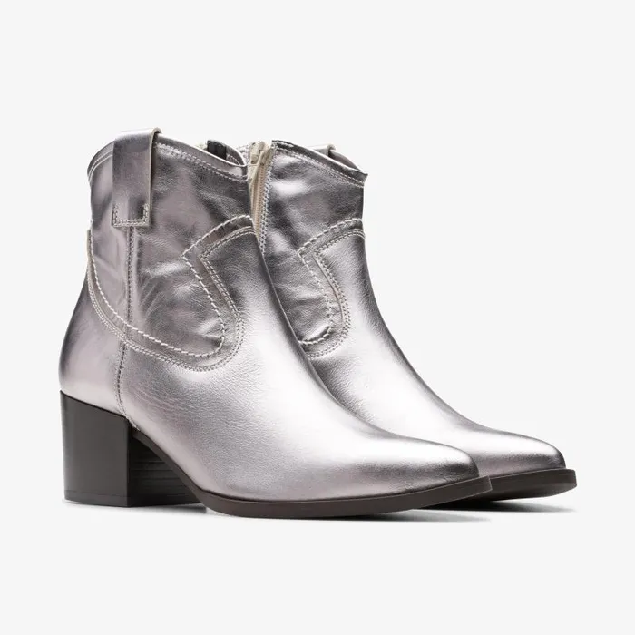 Clarks Boots and Booties Elder Rae Silver Leather 8211 Women