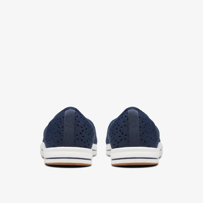 Clarks Flats Breeze Emily Navy 8211 Women