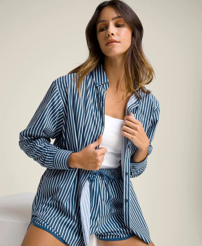 Classic Button Up 8211 Ensign Blue Bright White Outerwear Wilson Women