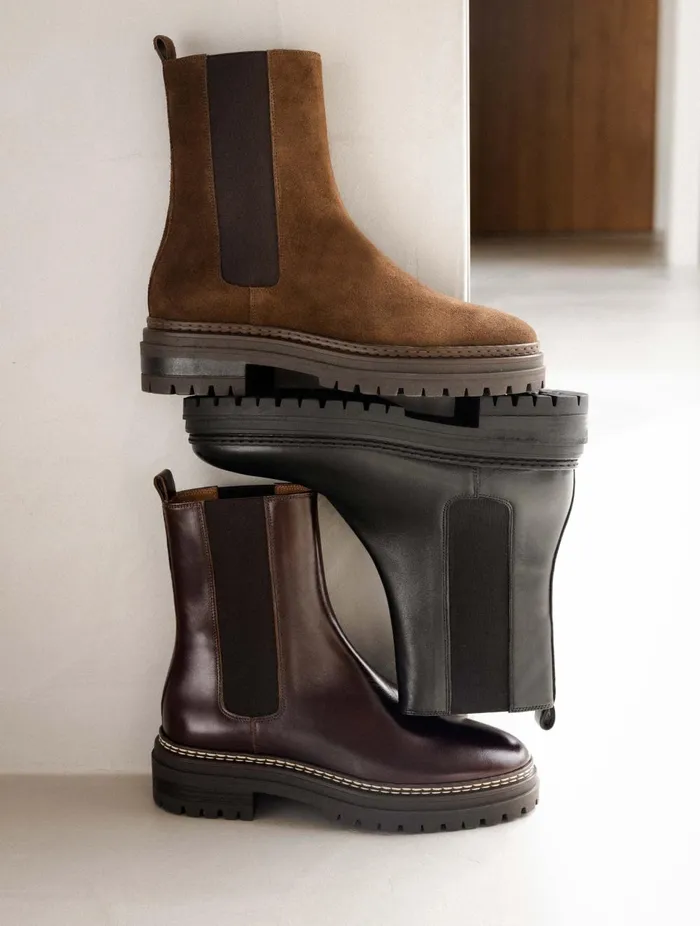 Clover Passion Black Women Bobbies Ankle Boots