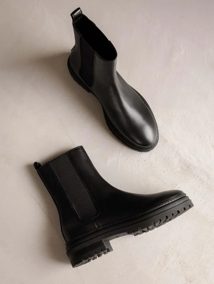 Clover Passion Black Women Bobbies Ankle Boots