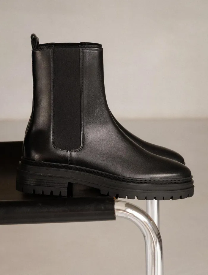 Clover Passion Black Women Bobbies Ankle Boots