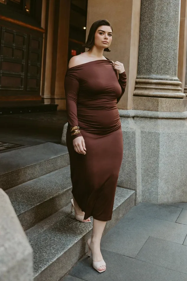 Dresses Women Meshki Christabel Recycled Nylon Ruched Midi Dress 8211 Chocolate