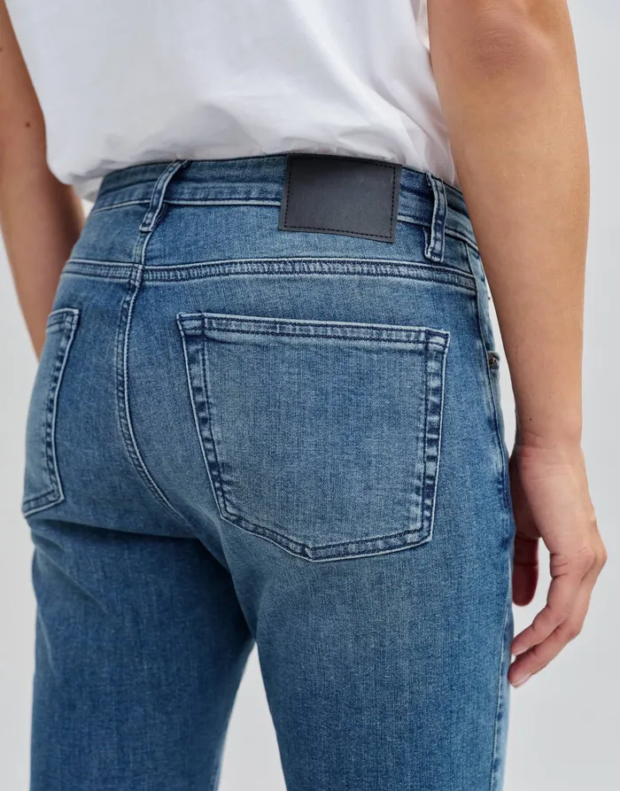 Jeans OPUS Damen Slim Jeans EVITA URBAN Mid Rise aus softem BCI Cotton Mix Jeans OPUS Damen Slim Jeans EVITA URBAN Mid Rise aus softem BCI Cotton Mix