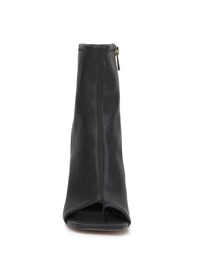 Jessica Simpson Boots and Booties Women Ozoria High Heel Bootie In Black