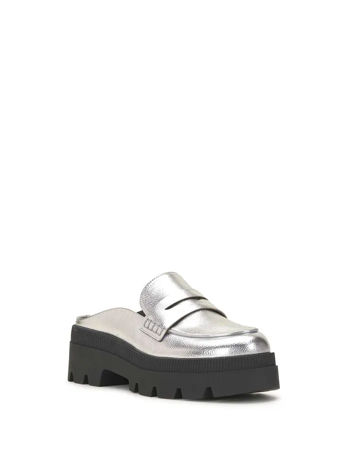 Jessica Simpson Flats Women Uma Slip On Loafer In Silver