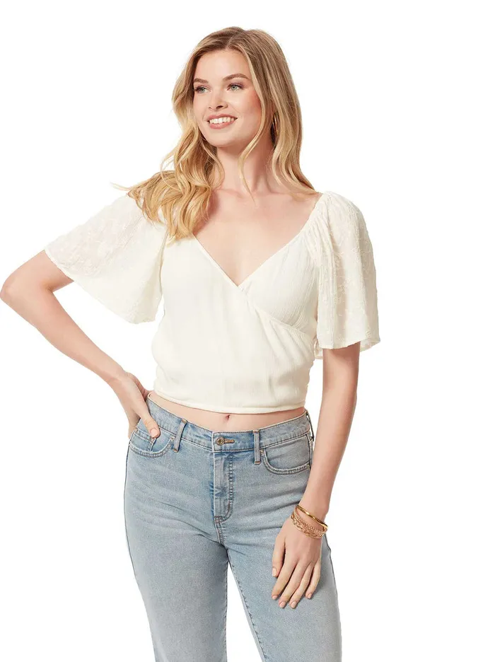 Jessica Simpson Tops Women Kerrigan Crop Top In Gardenia