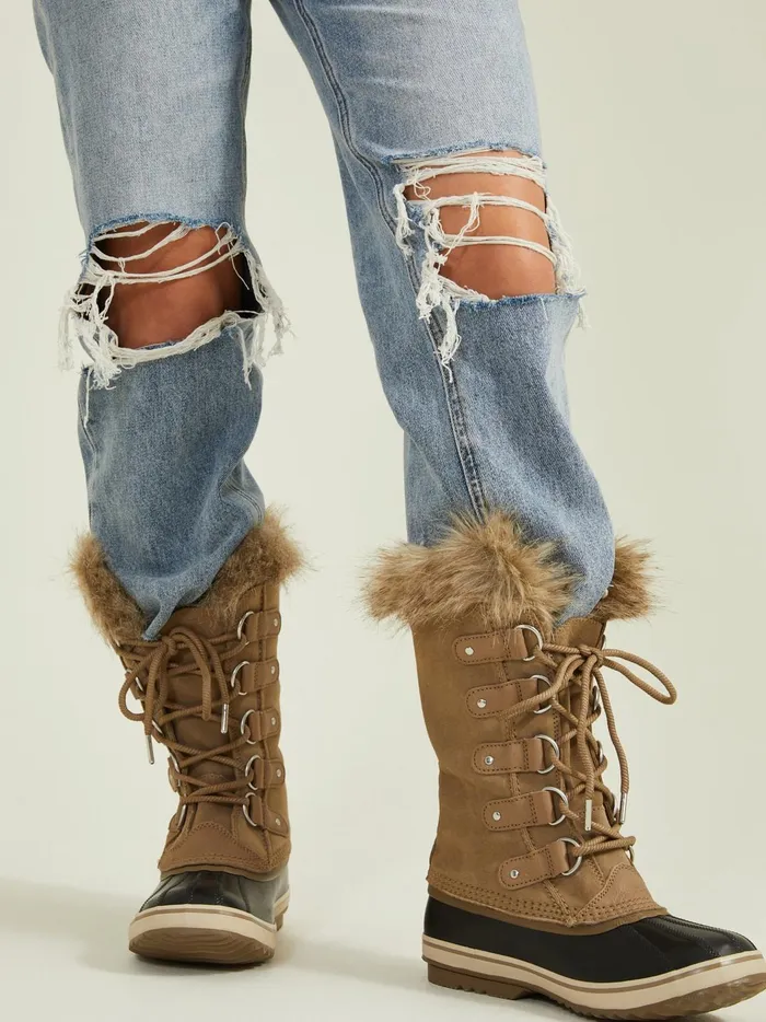 Joan Of Arctic Boots By Sorel Khaki Women Altar039d State Boots Booties