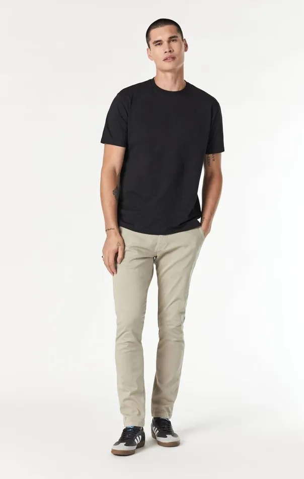 Johnny Slim Leg Chino In Laurel Oak Twill Men Mavi Jeans Pants