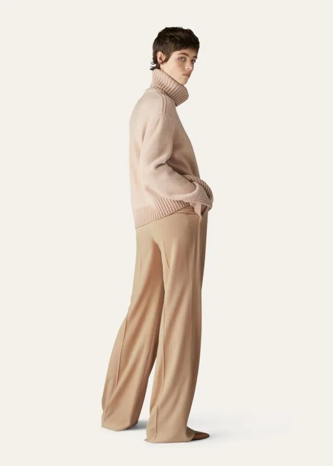 Loro Piana Trousers 038 Bermudas Jail Pants Natural Light Camel 8211 Woman