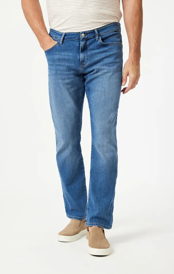 Matt Relaxed Straight Leg In Mid Brushed Feather Blue Men Mavi Jeans Denim