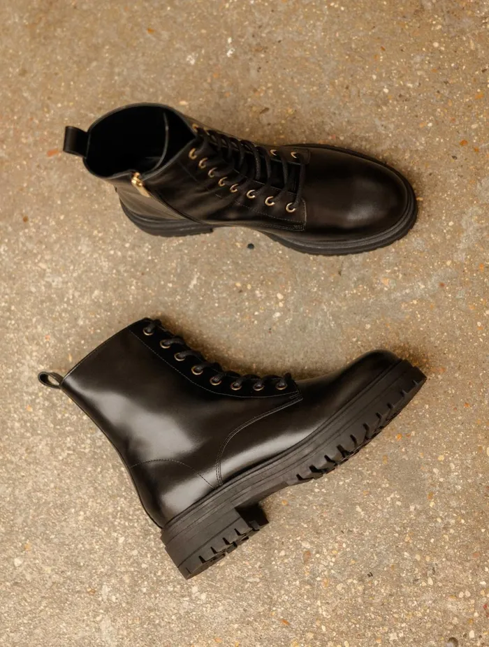 Max Intense Black Women Bobbies Ankle Boots
