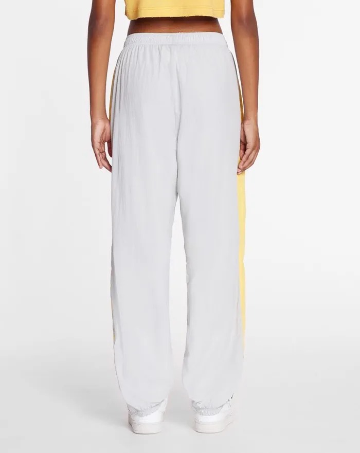 Men Pants and Shorts Lanvin Lanvin X Future Jogging Pants With Contrasting Stripes Eagle Grey Men Pants and Shorts Lanvin Lanvin X Future Jogging Pants With Contrasting Stripes Eagle Grey
