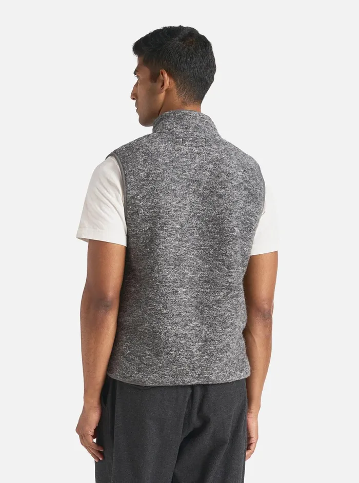 Men Universal Works Climbing Gilet In Grey Teddy Fleece Universal Works Fleece