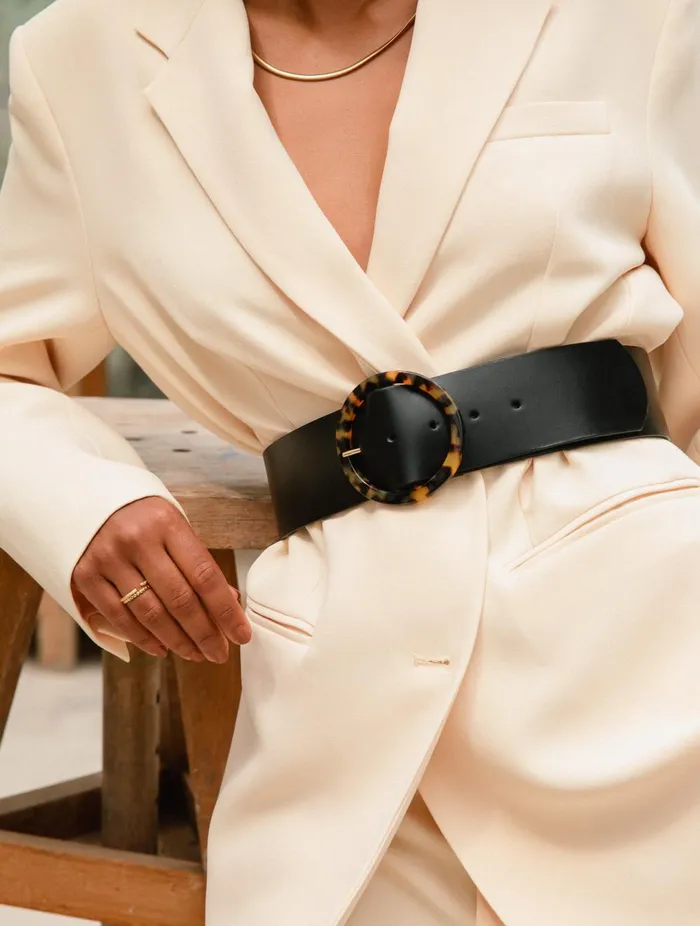 Oia Tenebrae Black Women Bobbies Belts