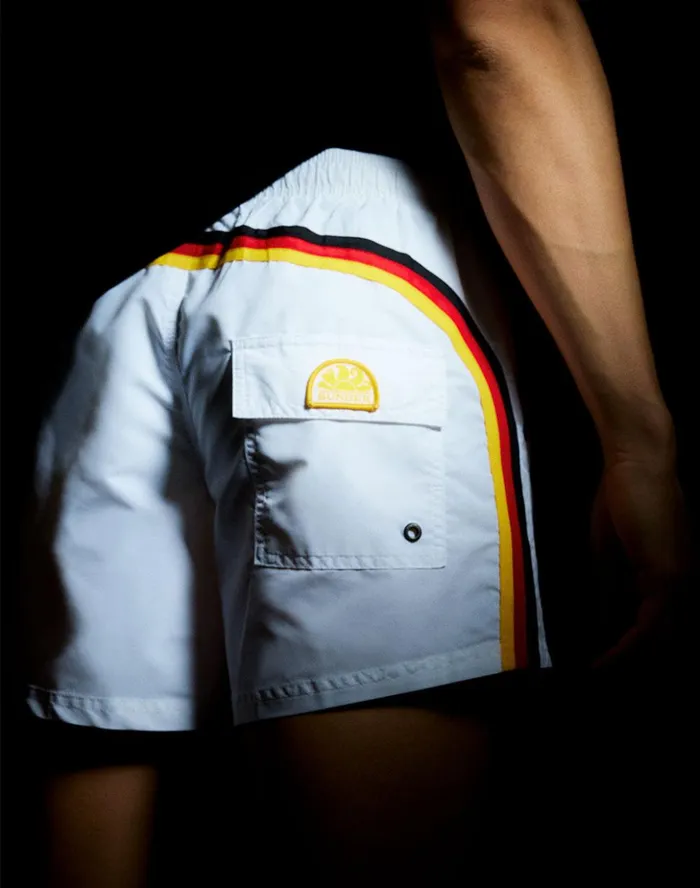 Sundek Short Swim Shorts With An Elasticated Waistband Iconic Taffeta German Flag White 42 Man Iconic Sundek Short Swim Shorts With An Elasticated Waistband Iconic Taffeta German Flag White 42 Man Iconic