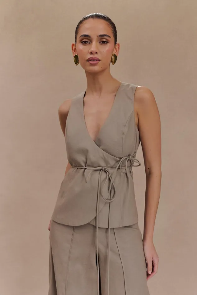 Tops Women Meshki Brandi Linen Sleeveless Wrap Top 8211 Pebble