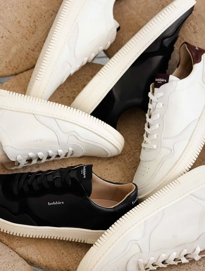 Travis Off White and Foam Men Bobbies Sneakers
