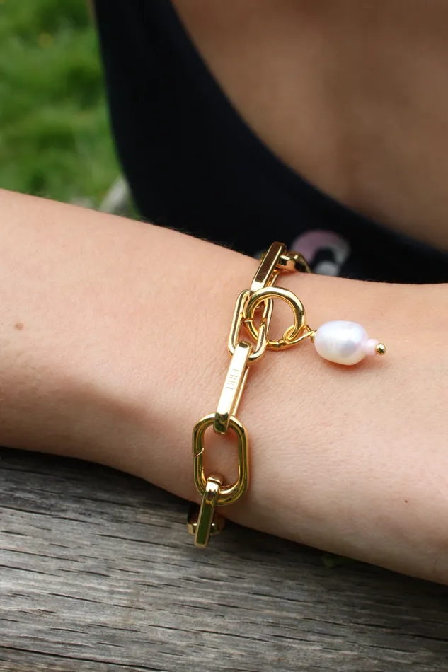 Women Jewellery Damson Madder Mega Gold Chain Bracelet