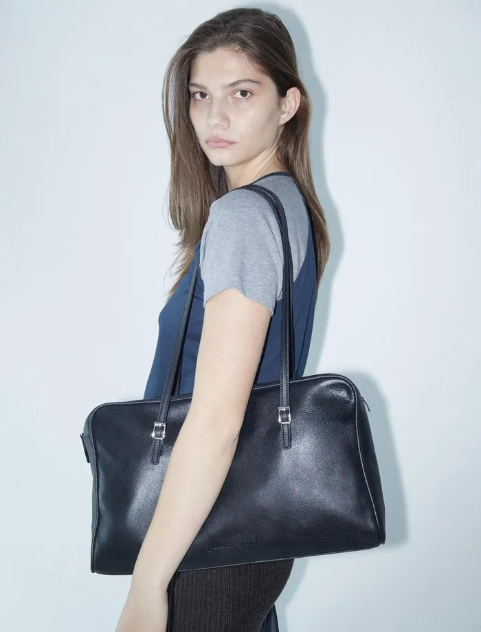 Women Soft Caye Black Paloma Wool Cayetano