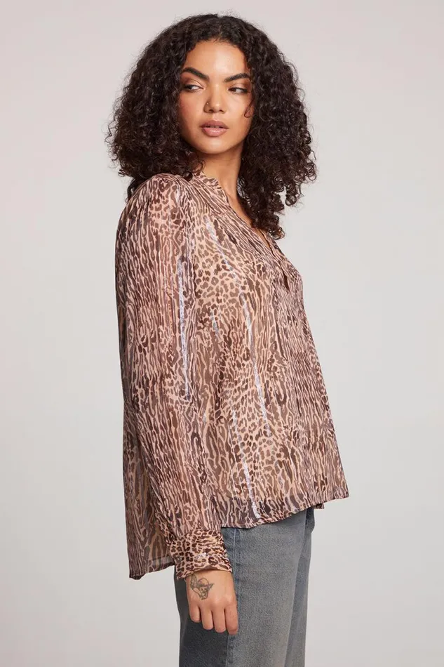 Womens Chaser Brand Tops Denver Classic Leopard Blouse