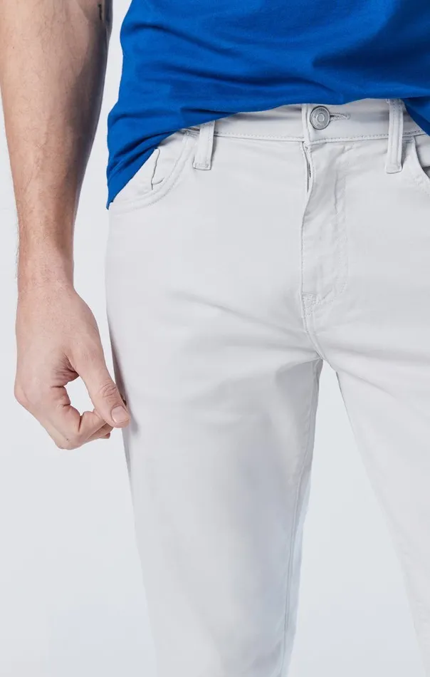 Zach Straight Leg In Oyster Mushroom Twill Men Mavi Jeans Pants
